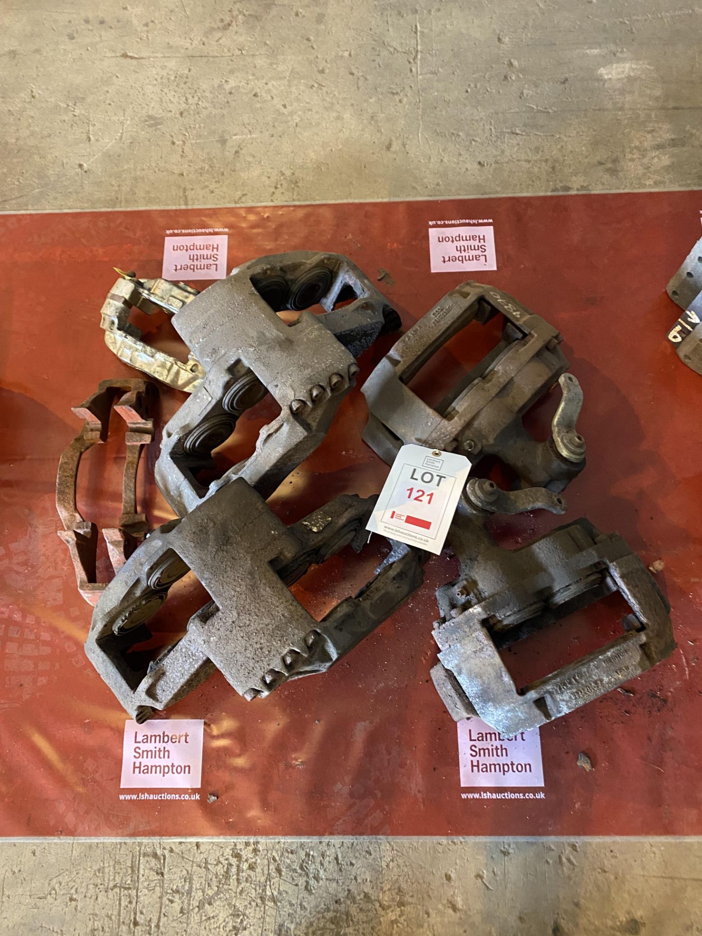 Assorted brake callipers, commercial