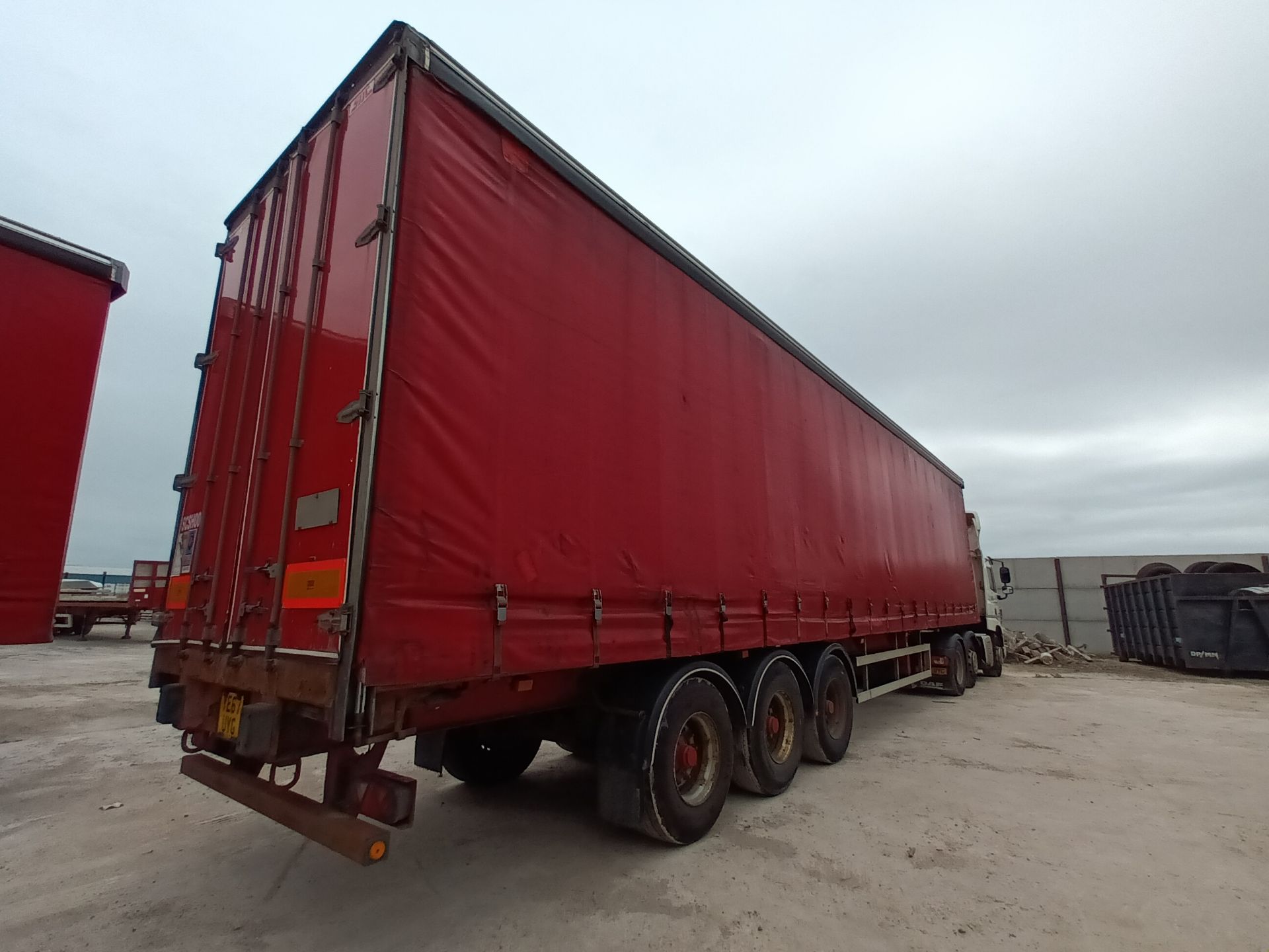 SDC Trailers tri-axle curtainside trailer - Image 2 of 8