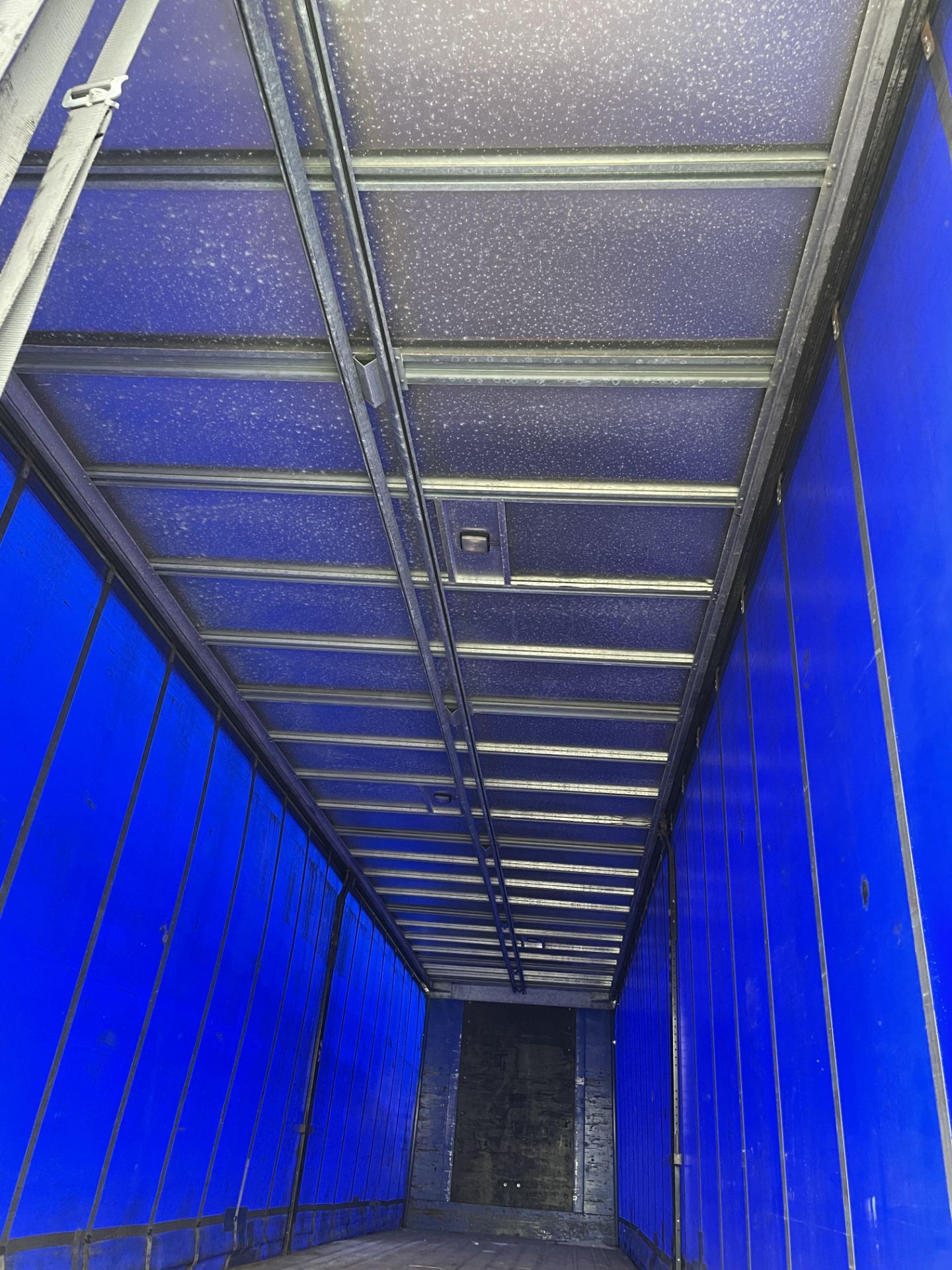 SDC T tri-axle curtainside trailer - Image 5 of 12