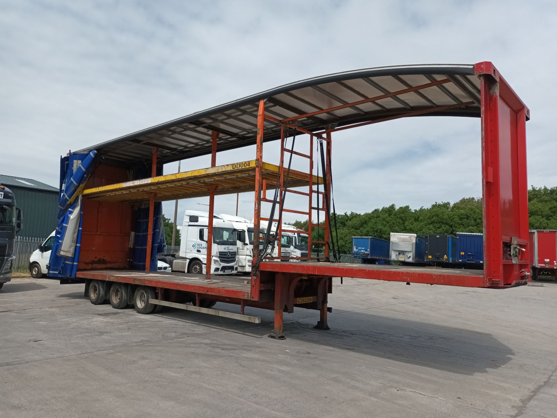 Don-Bur tri-axle double deck curtainside trailer