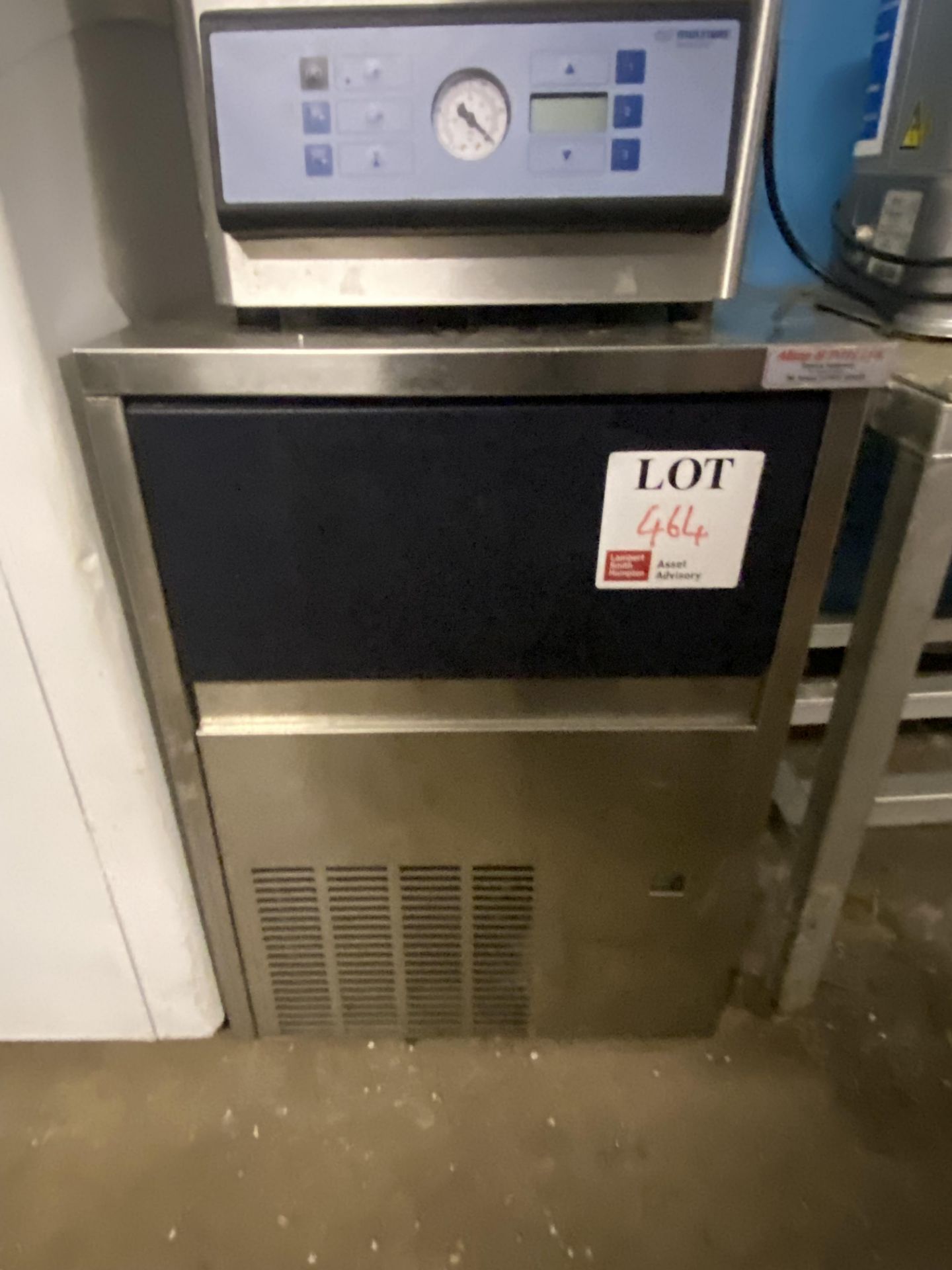 Unbranded stainless steel ice maker