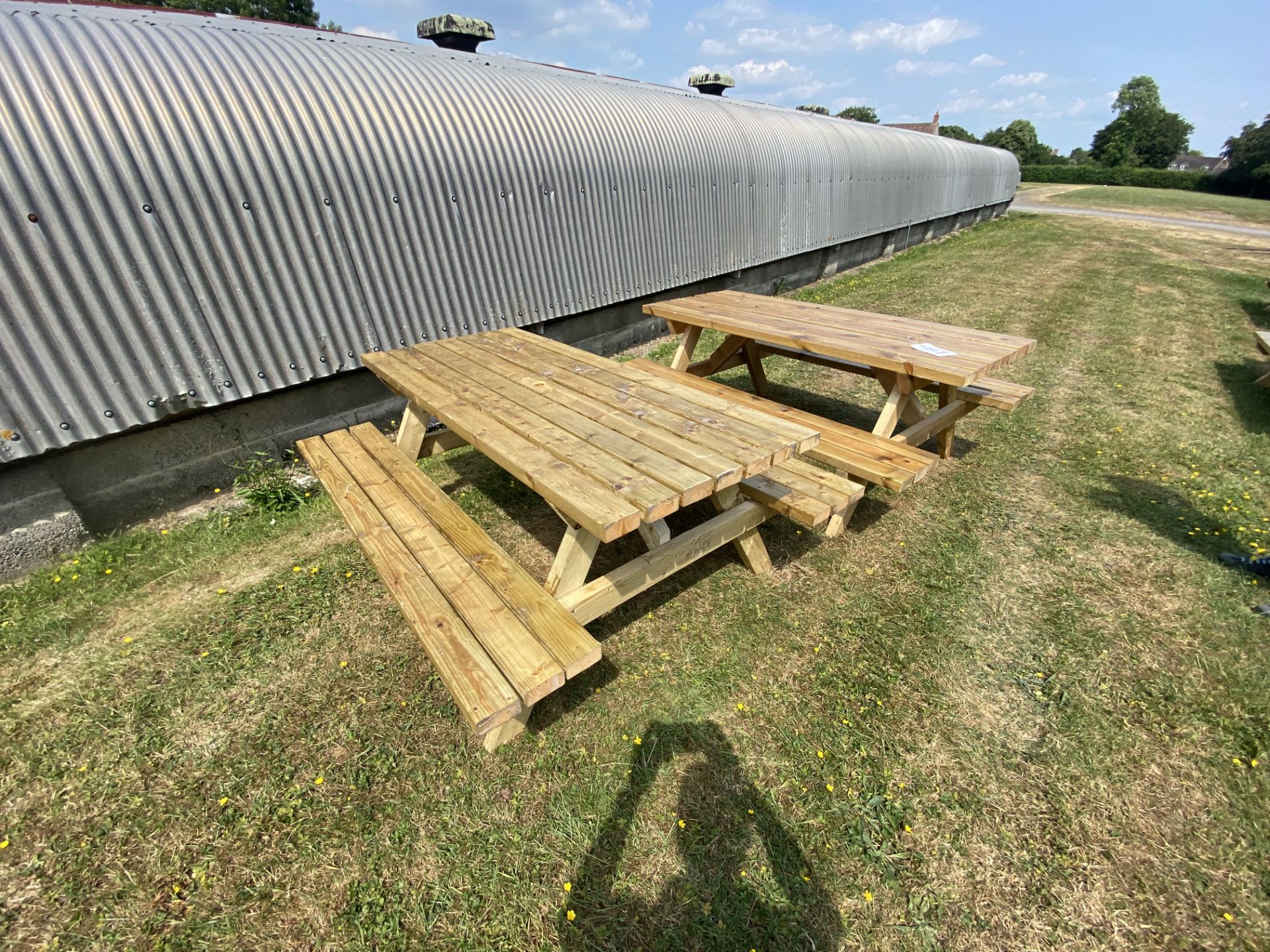 Two wooden garden benches, approx 180 x 140 x 74cm - Image 2 of 3