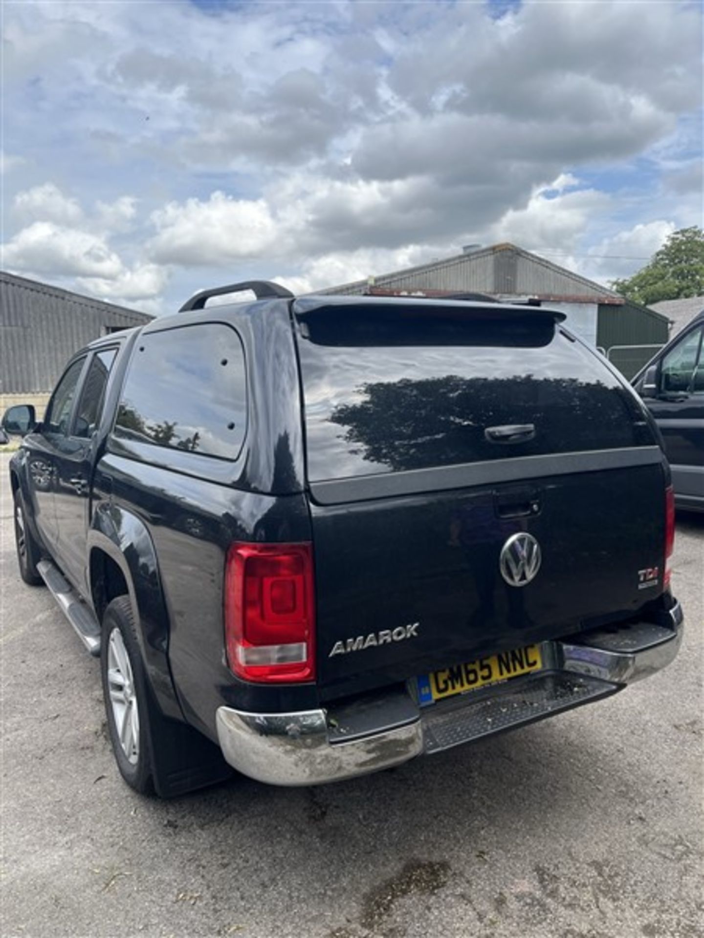 Volkswagen Amarok Double Cab Pick Up Highline 2.0 BiTDI 180 BMT 4MTN Auto, registration no. GM65 - Image 8 of 12