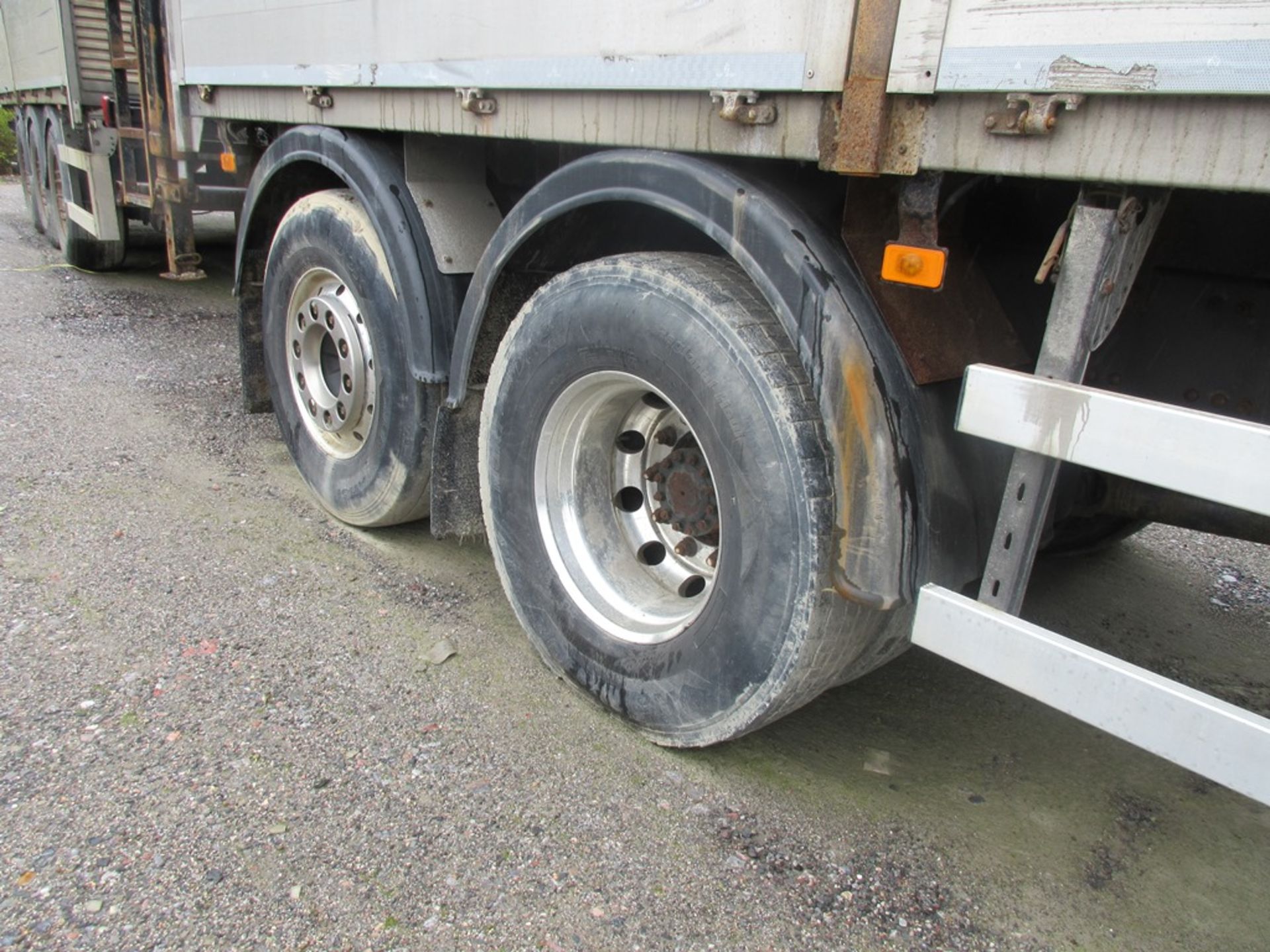 Volvo FH540 Euro 6 sleeper cab 6 x 2 rear lift/rear steer rigid dropside platform lorry, 12,777cc, - Image 18 of 38