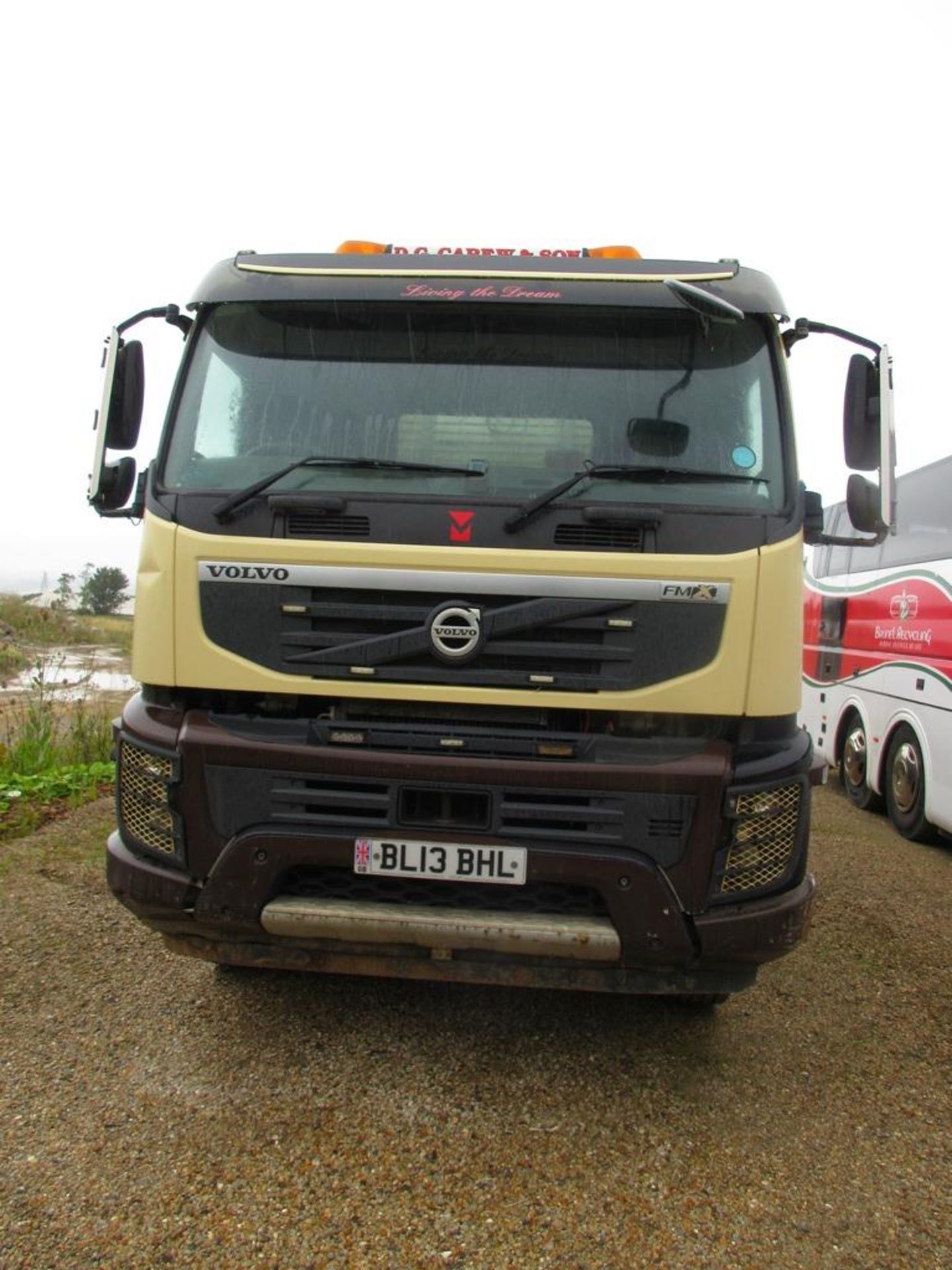 Volvo FMX-410 8 x 2 platform lorry, 12,777cc, gross weight: 32,000kg Registration: BL13 BHL - Image 4 of 29