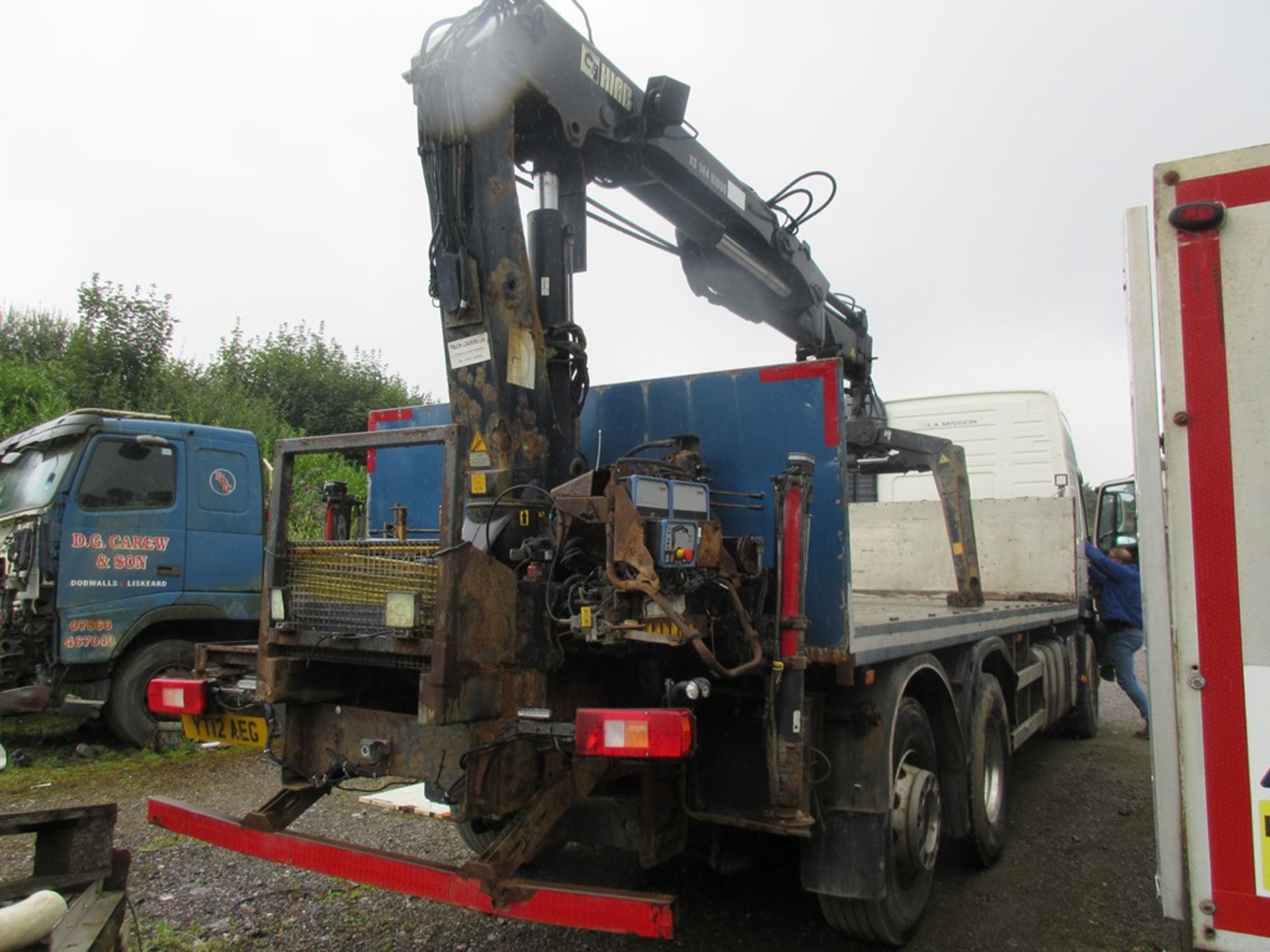 Volvo FM 450 6 x 2 rear lift/rear steer flat bed lorry, 10,837cc, gross weight 26,000kg - Image 4 of 23