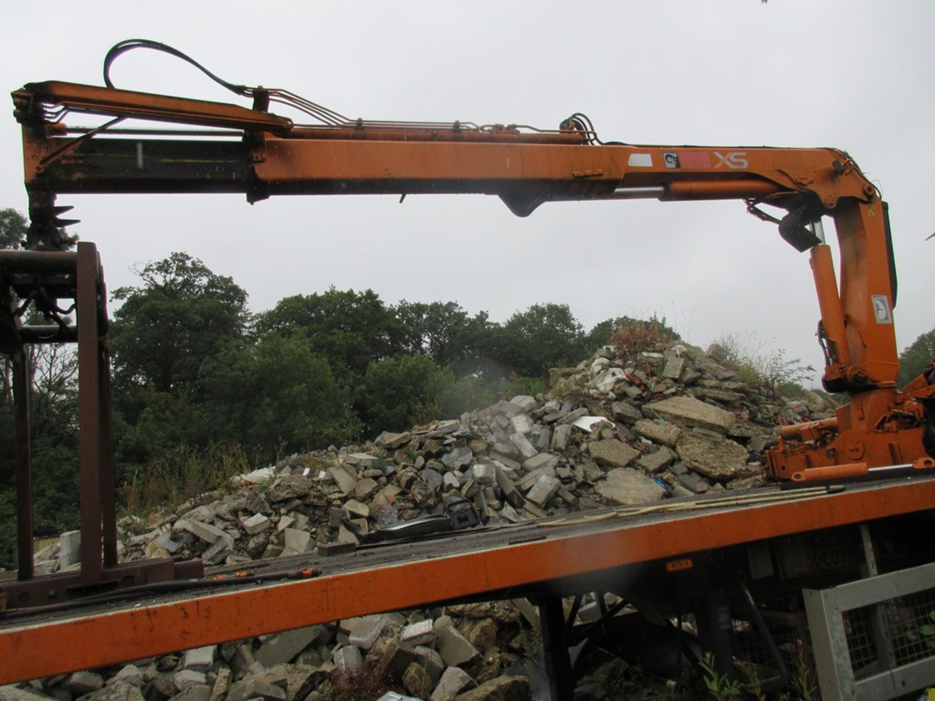 General Trailer tri-axle 40 ft flat bed trailer, 37,500kg, ID ref C097528 (2001) with Hiab XS 14.B- - Image 8 of 10