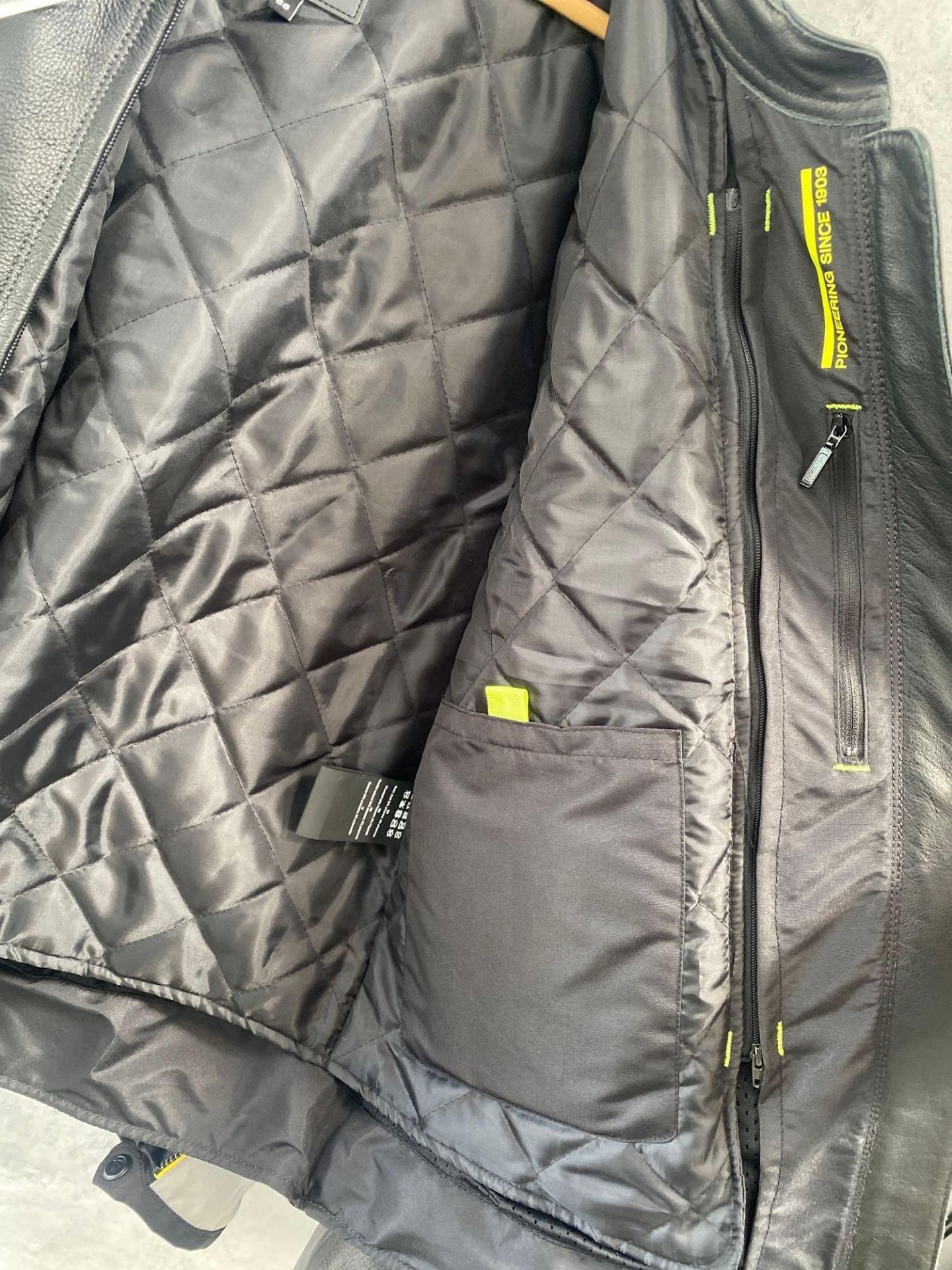 Husqvarna Revit freestyle progress jacket. XXL, RRP £333.60 - Image 3 of 6