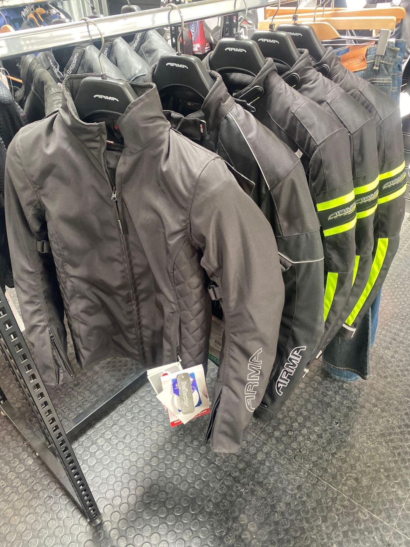 5 various Arma motorcycle jackets sizes 3 x 14, 1 x 12, 1 x 10 - Image 3 of 5