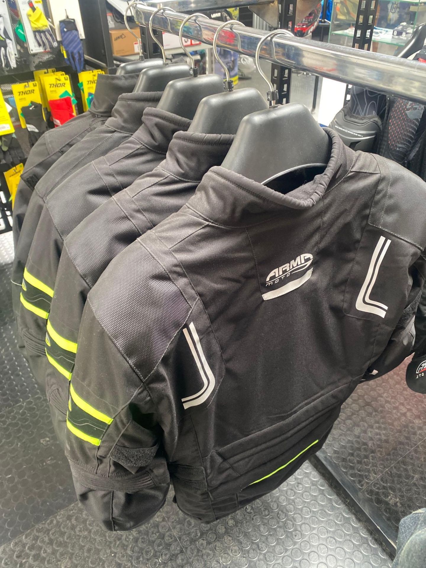 5 various Arma motorcycle jackets sizes 3 x 14, 1 x 12, 1 x 10 - Image 4 of 5