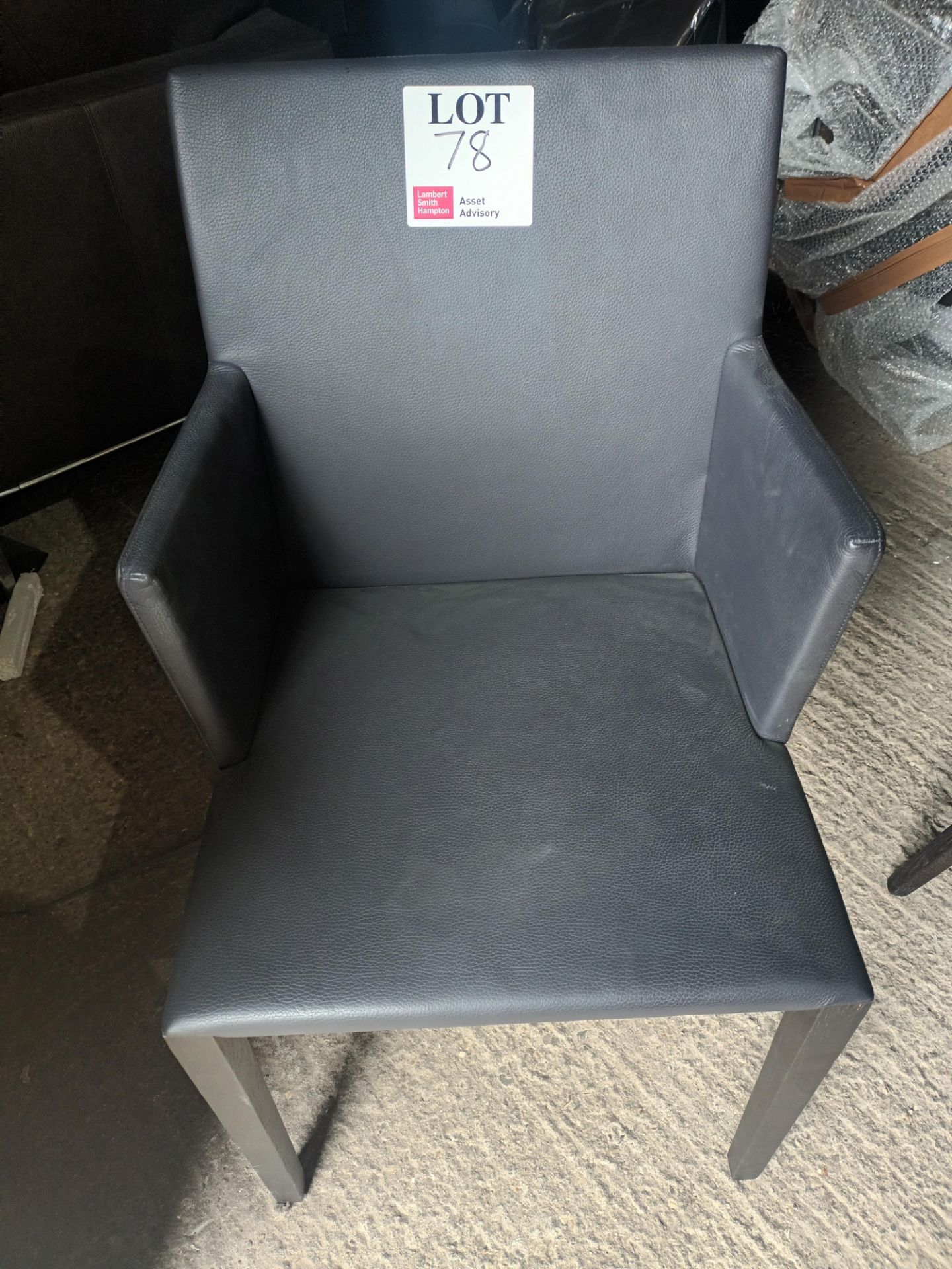 Walter Knoll Andoo 1100 1106.18w (Custom made) grey leather upholstered armchair with dark wood legs