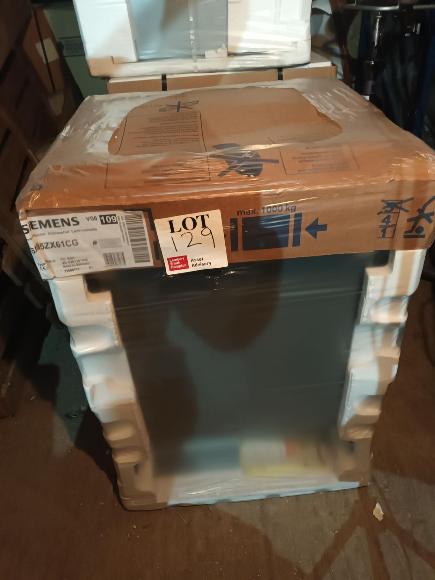 Siemens SN95ZX61CG Type SD6PW1S dishwasher (boxed & sealed) (Located: Billericay)