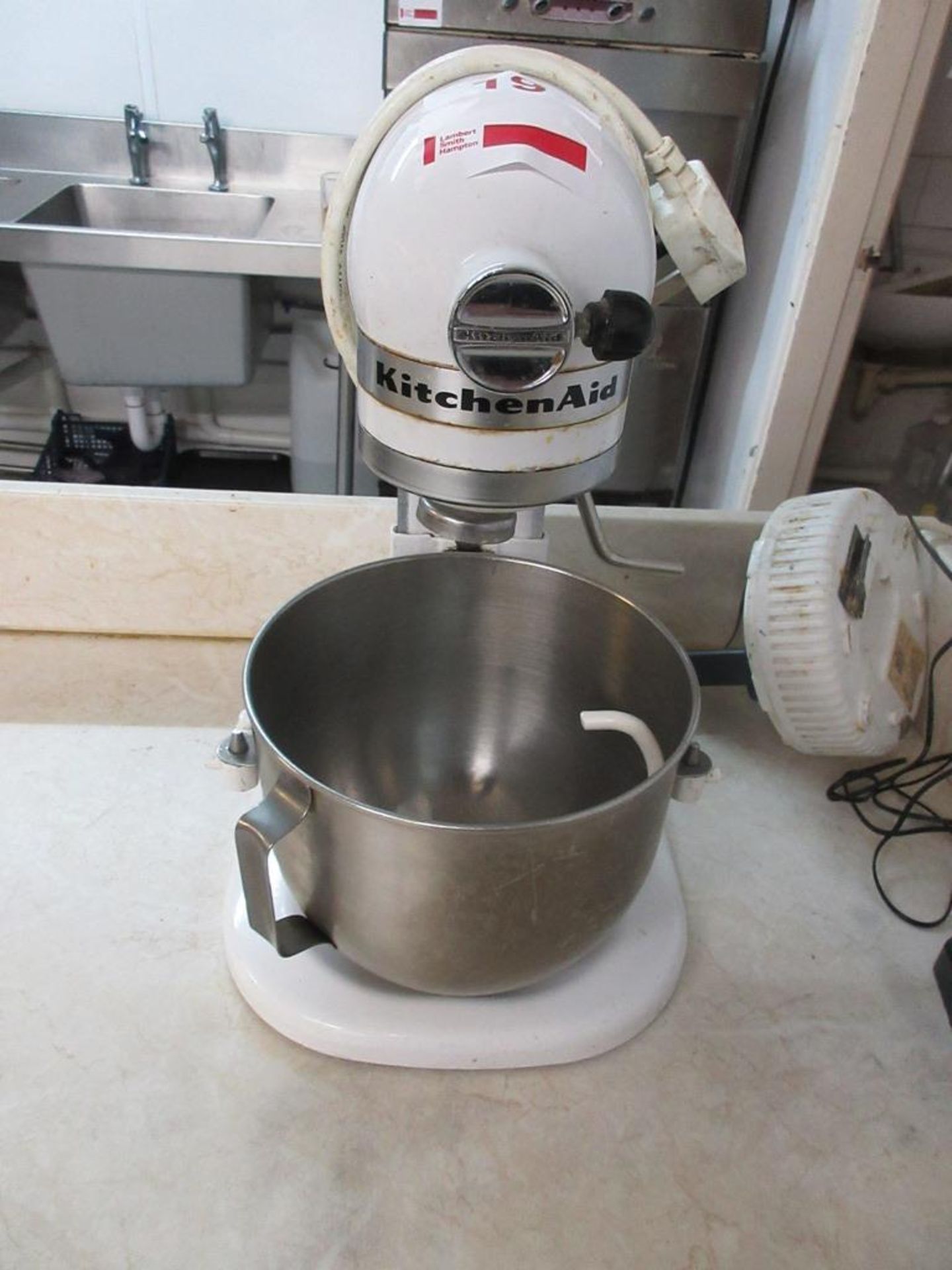 KitchenAid Heavy Duty bench top mixer, model 5KPMS and Station dial bench top weighing scales 44Ib x