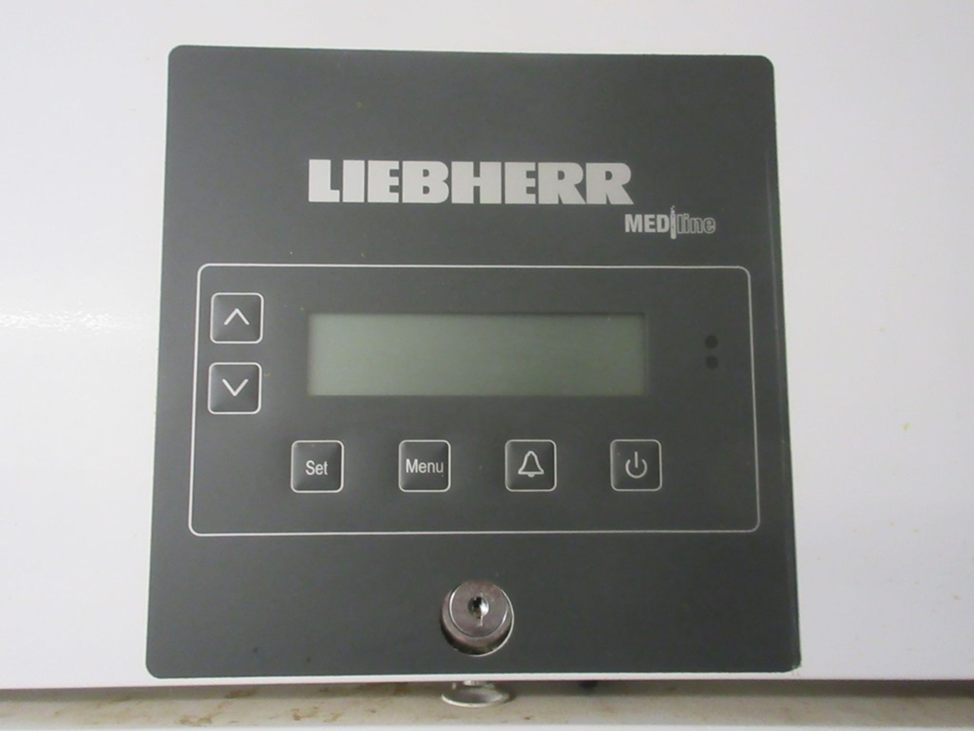 Liebherr MediTime single fronted glass door upright mobile fridge, 4 shelf, type 262016, serial - Bild 3 aus 5