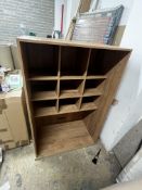 Dark wooden storage unit, H: 1.4m (approx), L: 90cm (approx), W: 66cm (approx)