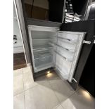 Bosch fridge (built in)