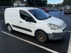 Citroen Berlingo, reg no. WG11 FZM, mileage 130,612 (peeling paintwork) (This LOT is located in