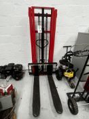 Pallet stacker, model MS, 1000kg, lift height 2500mm