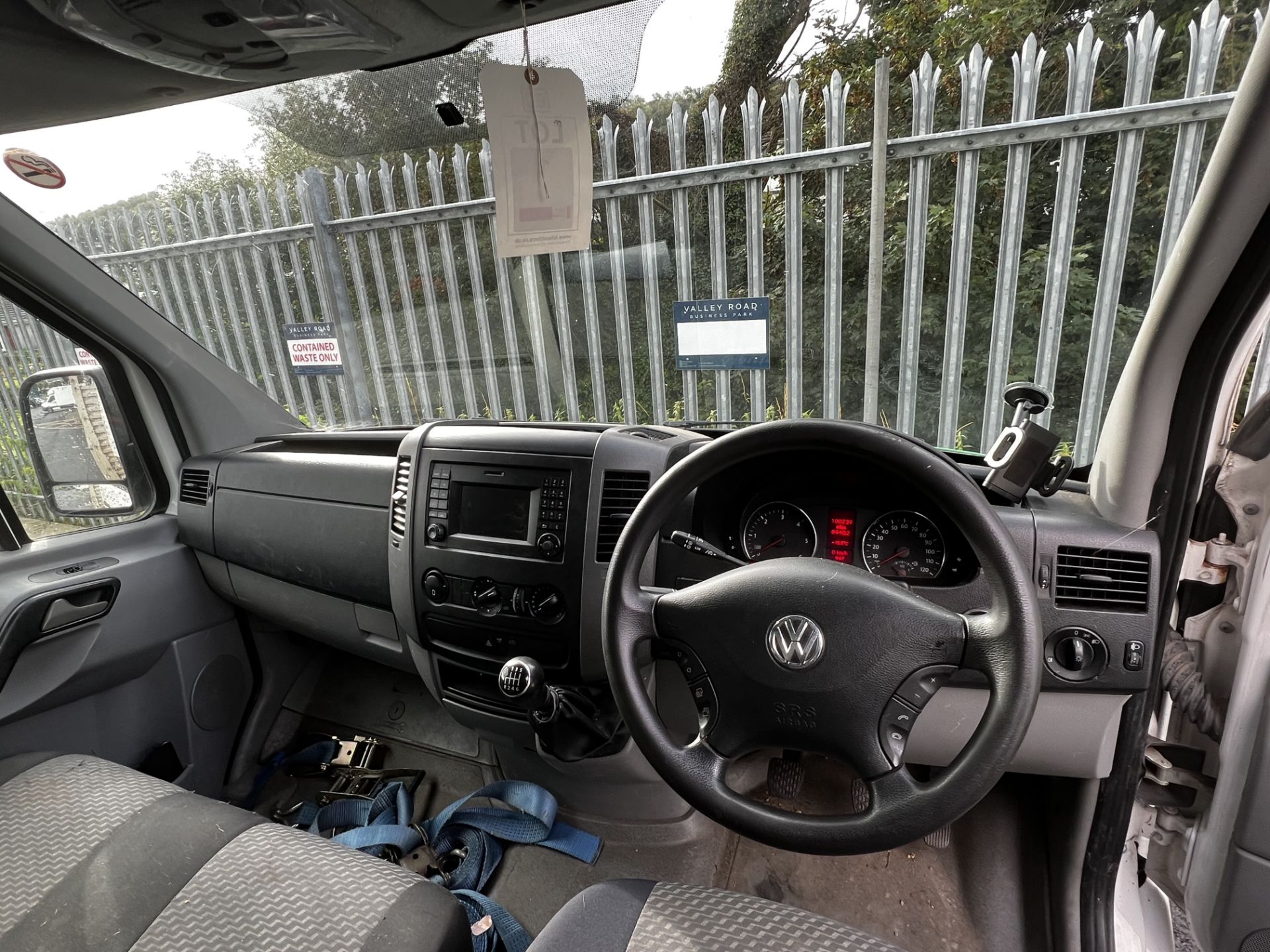 VW Crafter Custom flatbed 16.11 HL, reg no. ND64 JWA (2014), mileage 100,239, winch to include ramps - Image 7 of 11