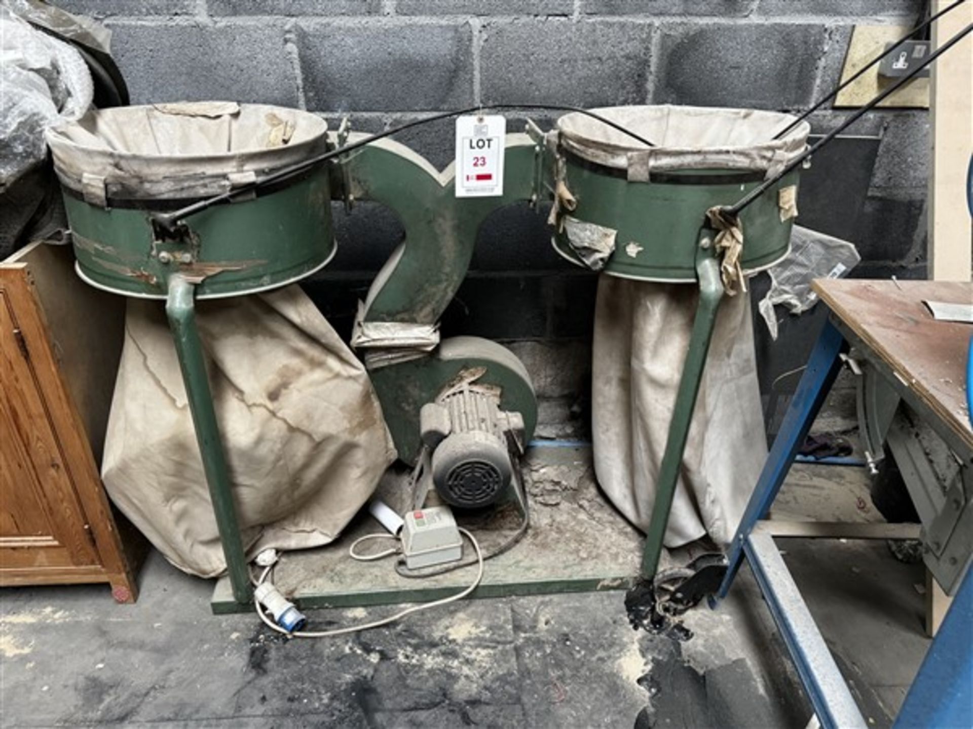 Unbranded twin bag dust extraction unit