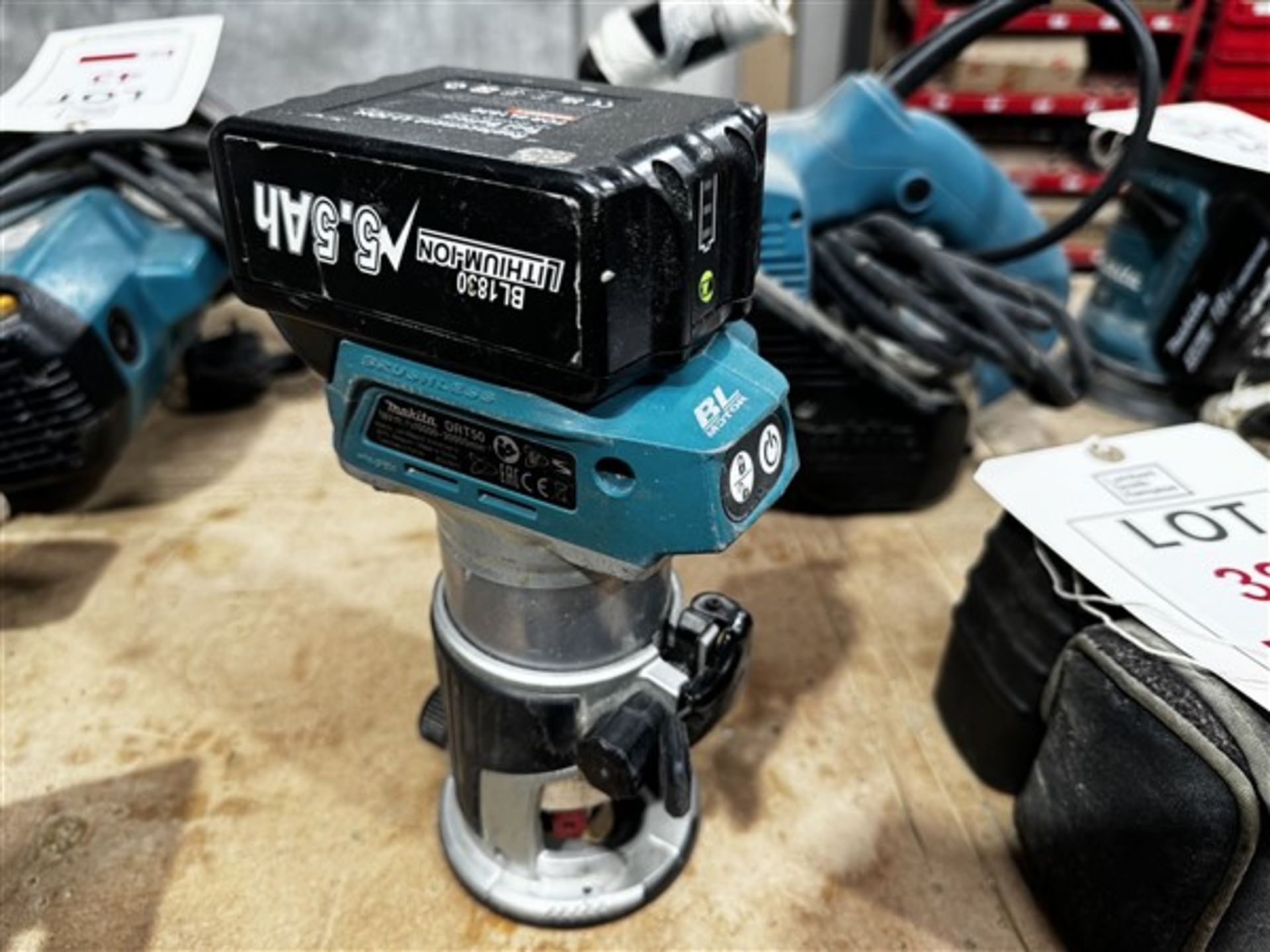 Makita DRT50 router trimmer