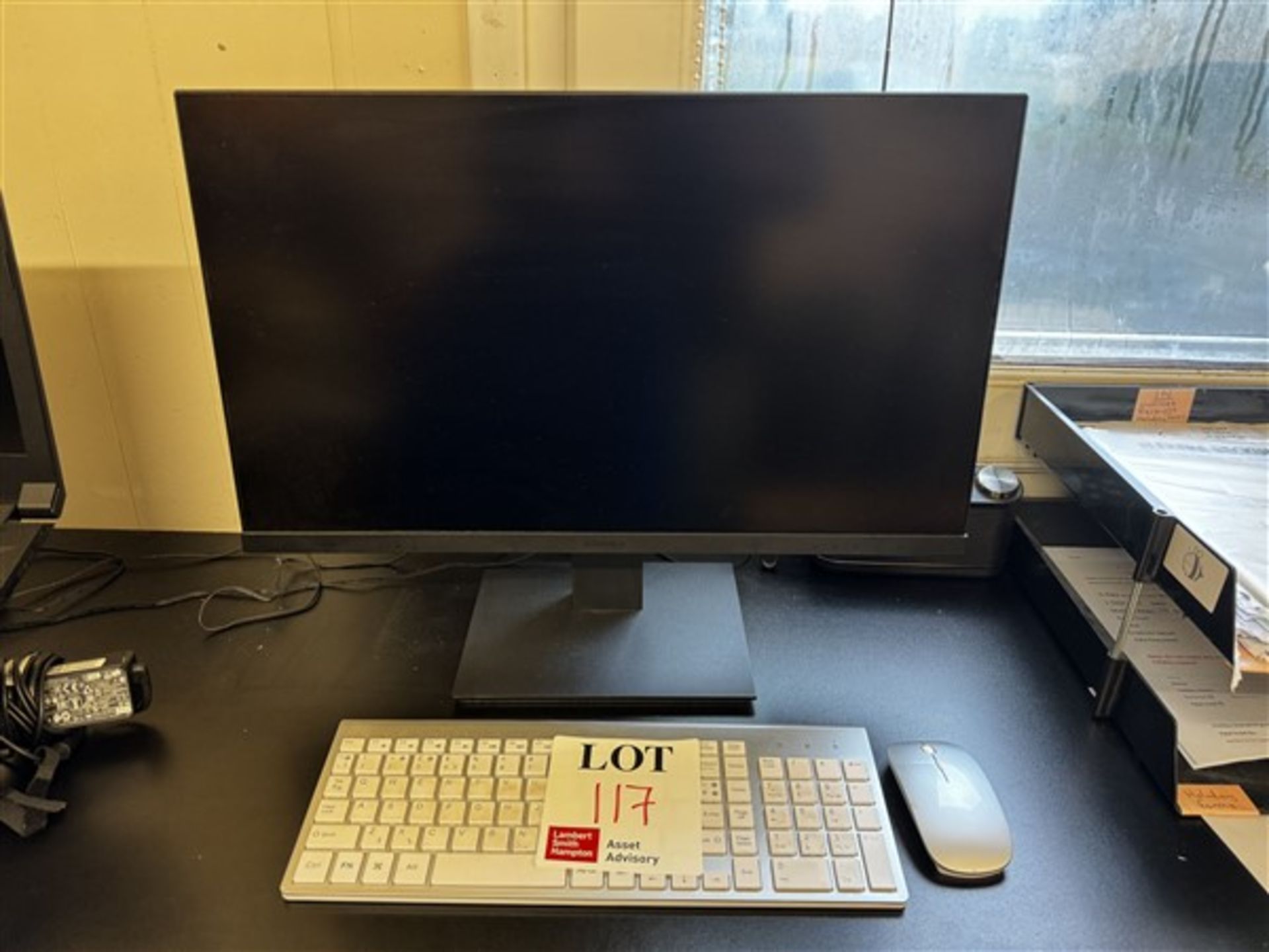 Koorui monitor with keyboard & mouse