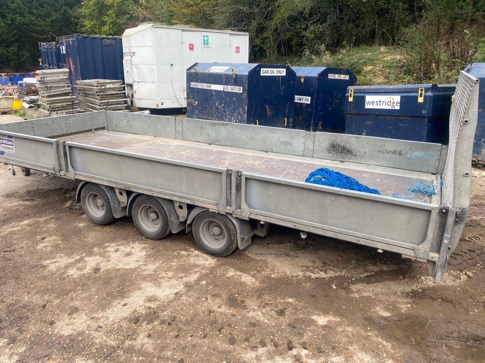 Ivor Williams tri-axle, 5 m trailer with load ramp. date of manufacturer, 2021. - Image 6 of 6