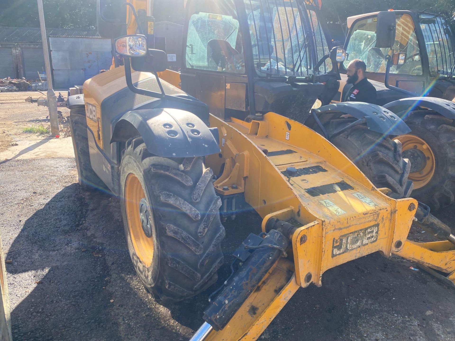 JCB model 535V125 telescopic handler operating mass 10060Kg rated capacity 3500Kg, serial number - Image 6 of 12