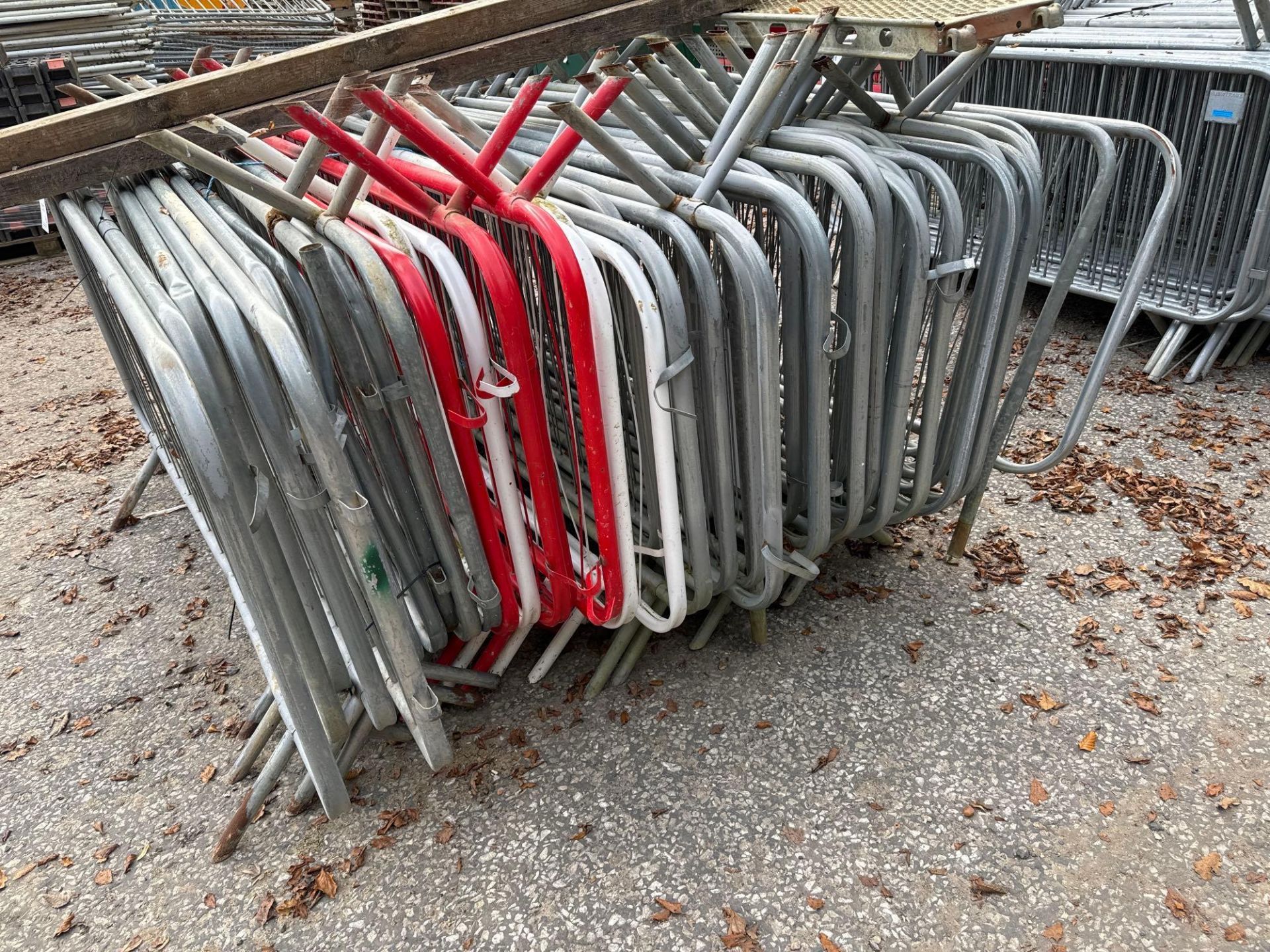 Approx 50 metal crash barriers - Image 2 of 3