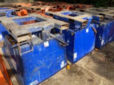 2 x Tipping Skip1200 Ltrs 1500 kg