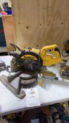 DeWALT DWS773 213mm compound miter saw 110v