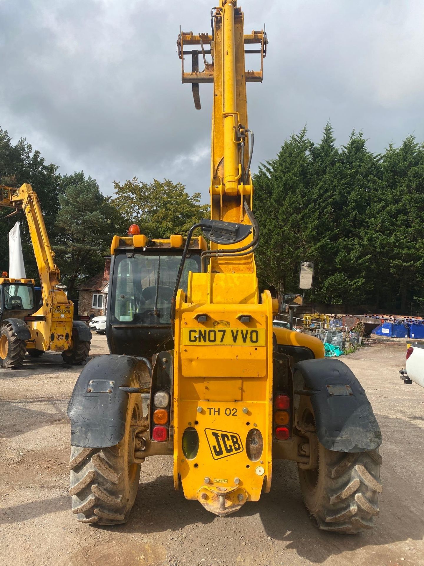 JCB model 533V105 telescopic handler, unladen mass 10250Kg, serial number JCB 5AHJGC71199383, Reg No - Image 5 of 10