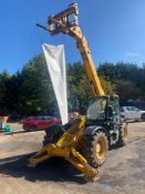 JCB model 533V105 telescopic handler, operating mass 8650Kg, rated capacity 3500Kg, serial number