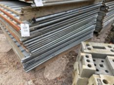 Approx 22 Blockade fence panels c/w 20 feet