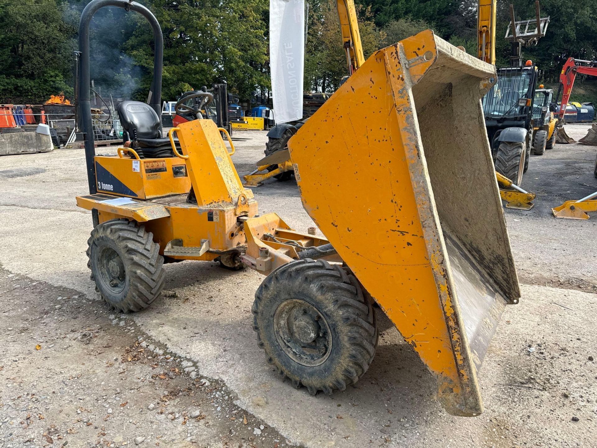 Thwaites 3 tonne Front Tip dumper type TH3TFTM, payload 3000Kg, serial number 08D3360 - Image 5 of 7