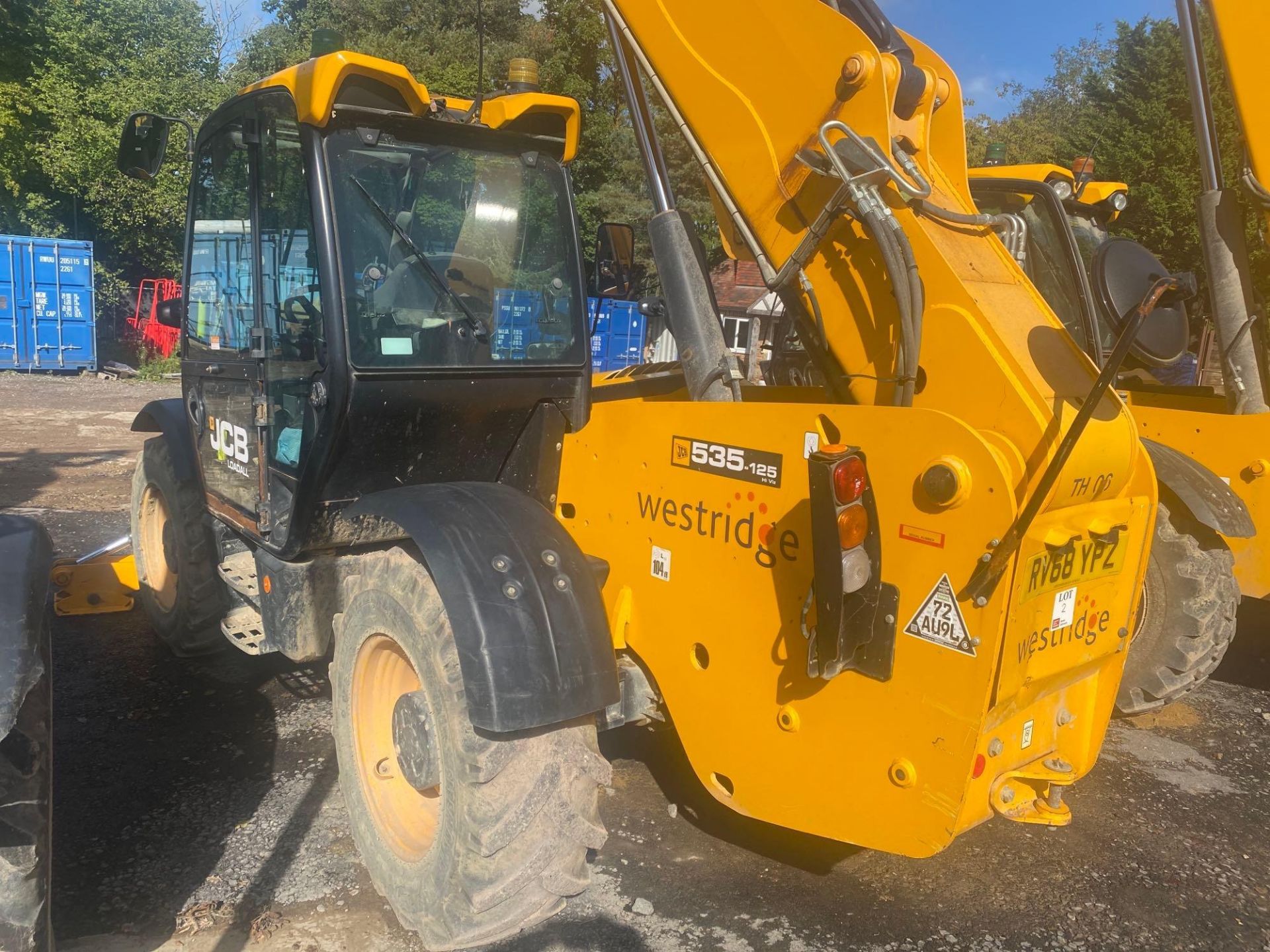 JCB series 5AN model 535V125 telescopic handler, operating mass 10020Kg, rated capacity 3500Kg, - Image 3 of 14