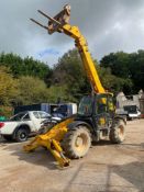 JCB model 533V105 telescopic handler, unladen mass 10250Kg, serial number JCB 5AHJGC71199383, Reg No