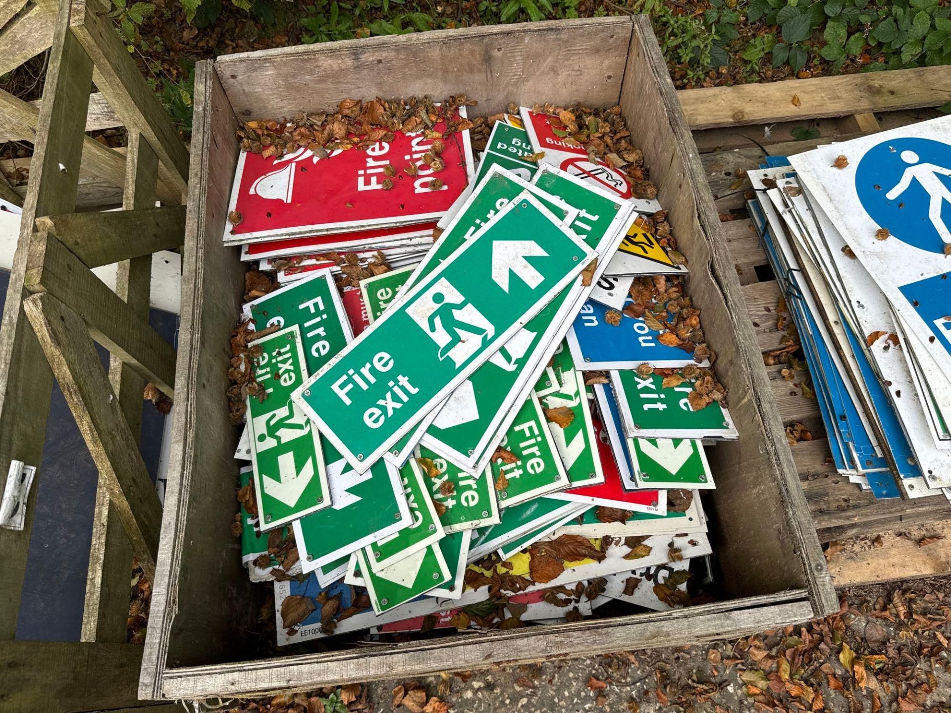 Large quantity of safety signs as lotted - Image 3 of 4