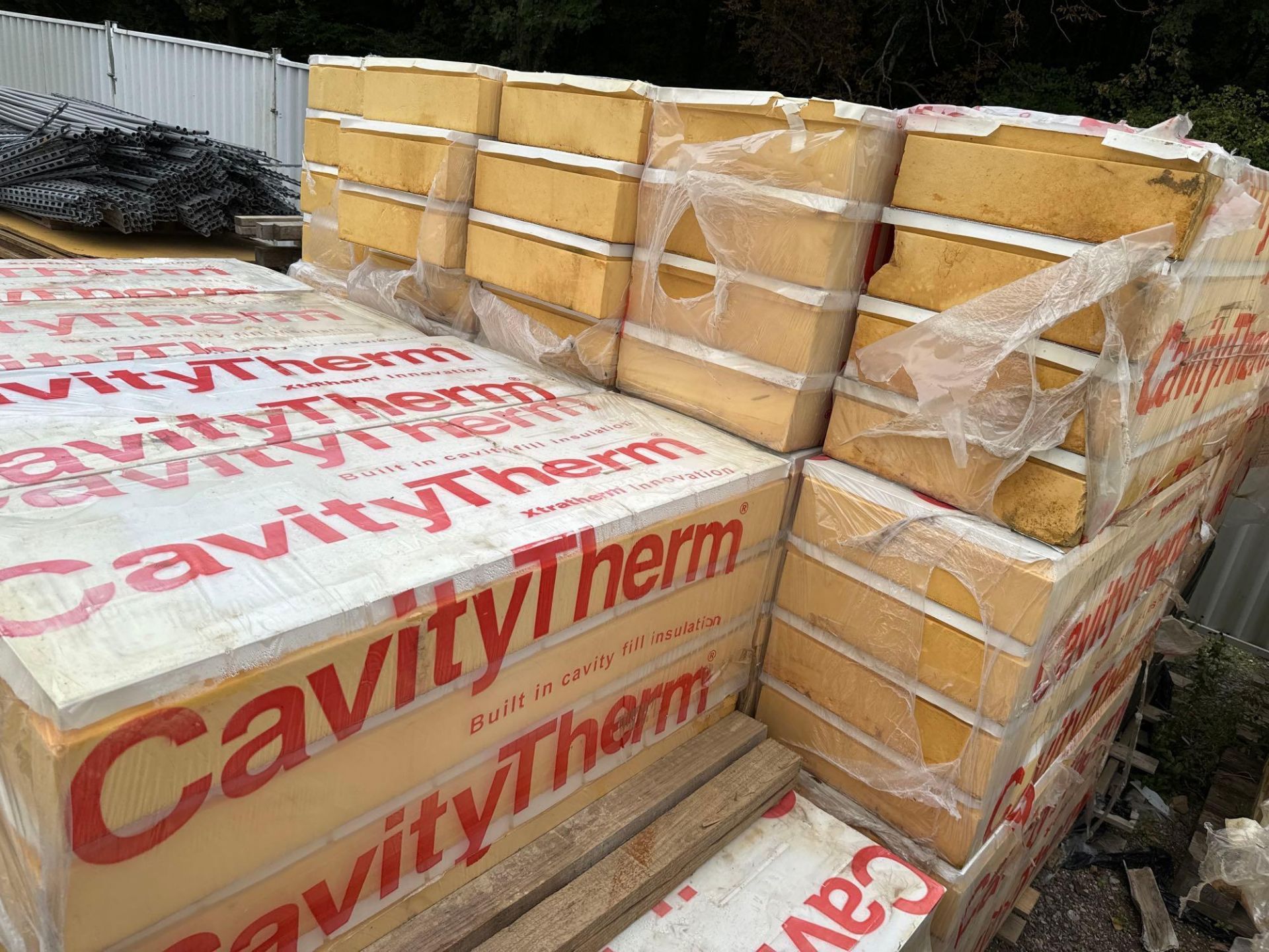 3 pallets of cavity thermal blocks as lotted - Image 3 of 3