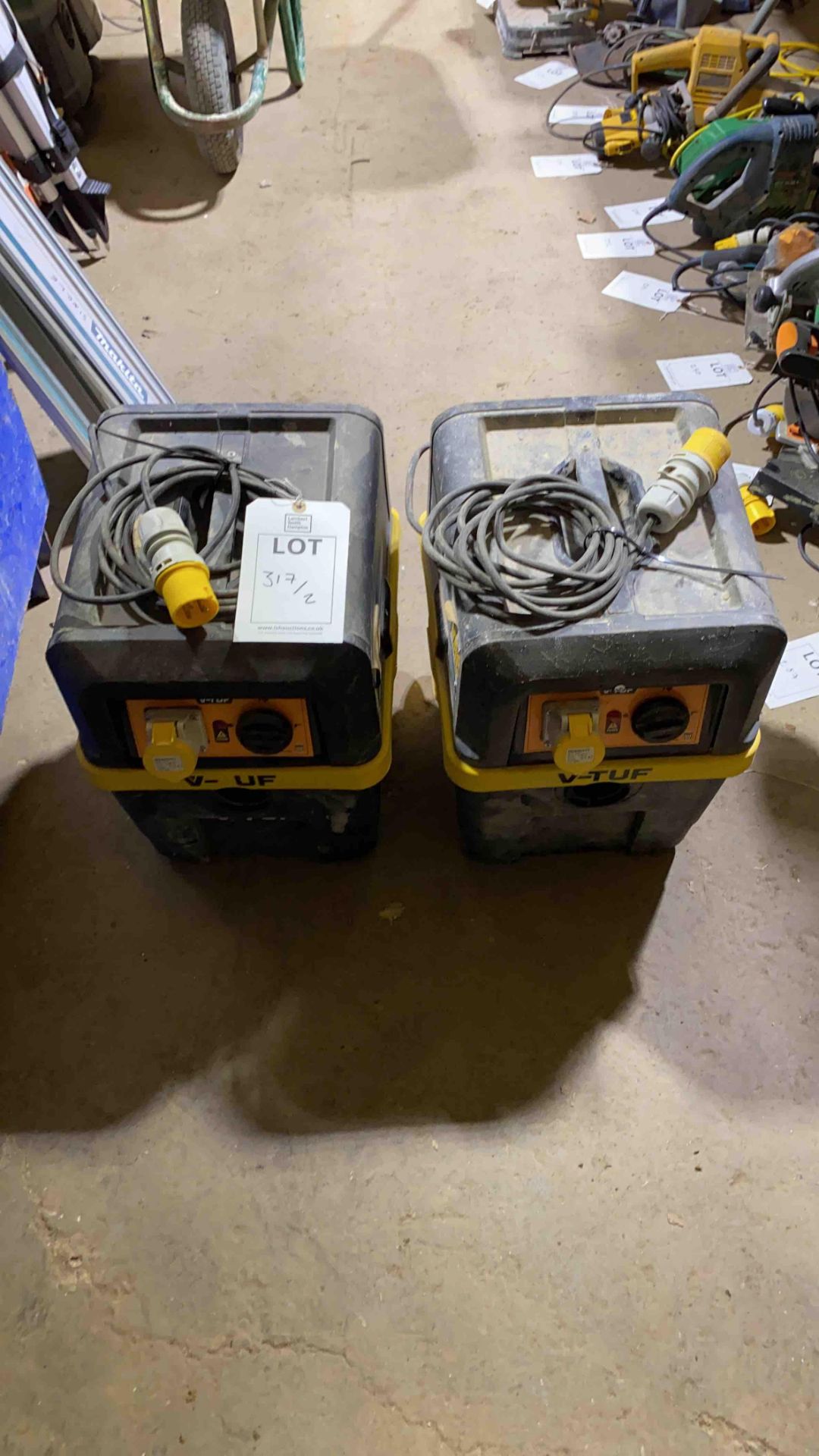 2x V-TUF stack vac 110v