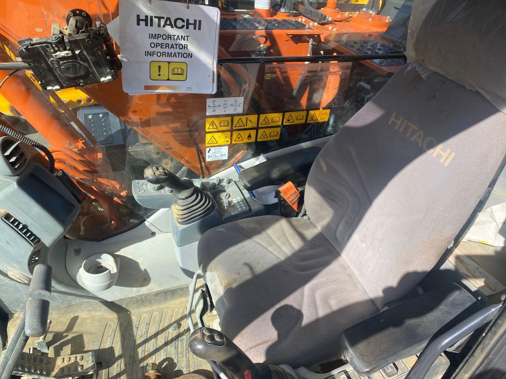 Hitachi ZX160LC-6 WCL No HIT01 16 tonne Crawler Excavator 2262 recorded hours serial number - Image 11 of 13