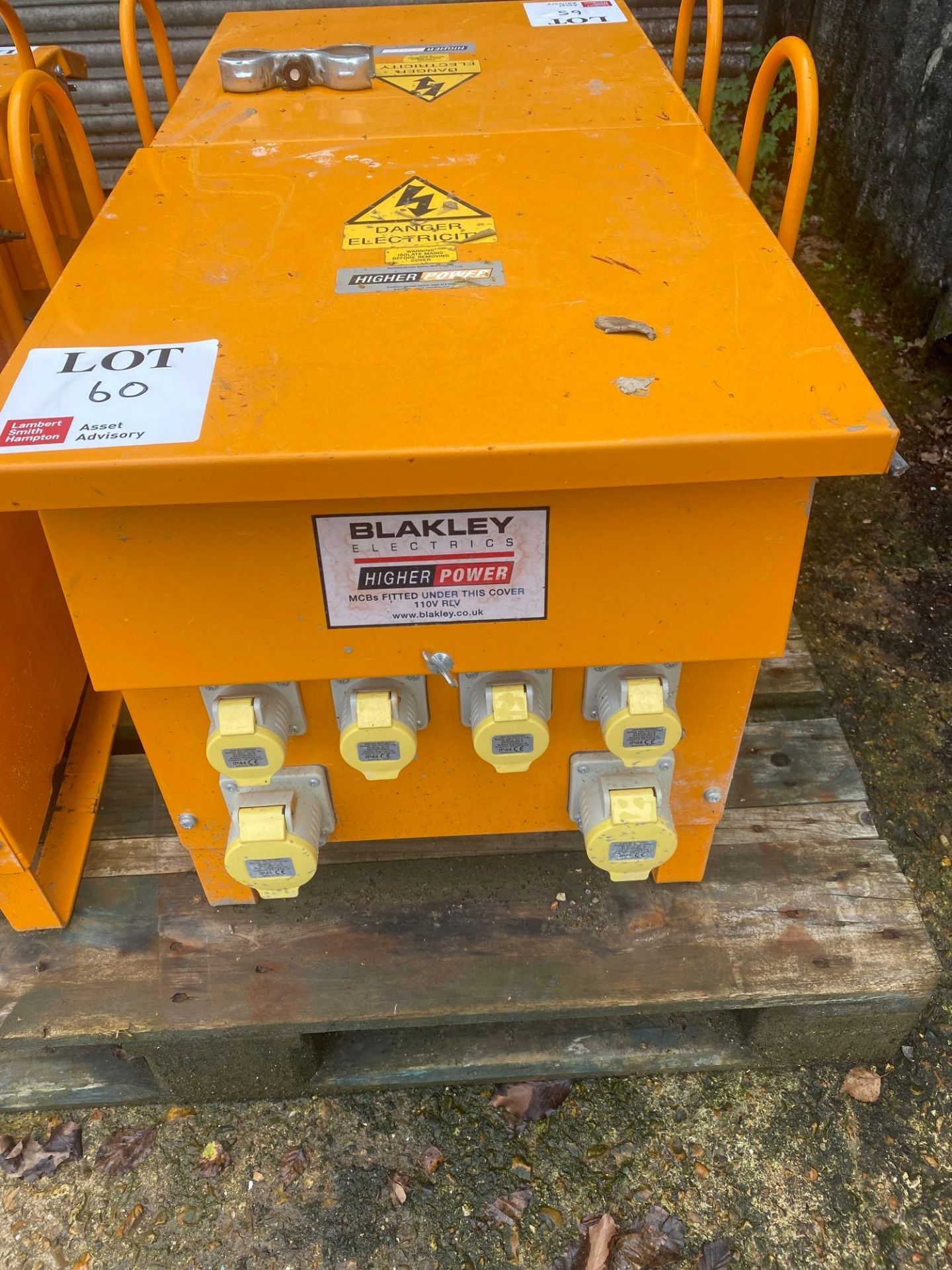 Blakley electrics 10kva site transformer with push plug outlets, 230v supply