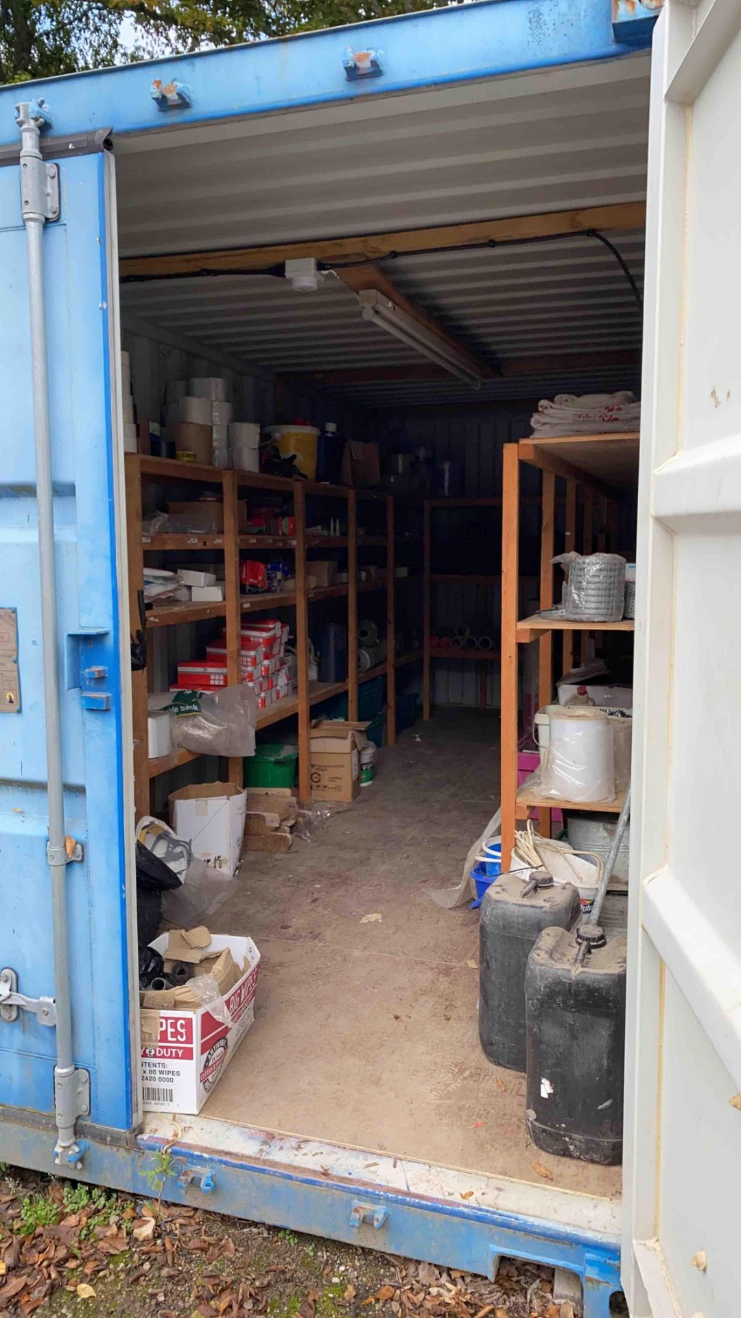 20” steel shipping container excluding contents - please note this item can be collected Monday 23rd - Image 4 of 5