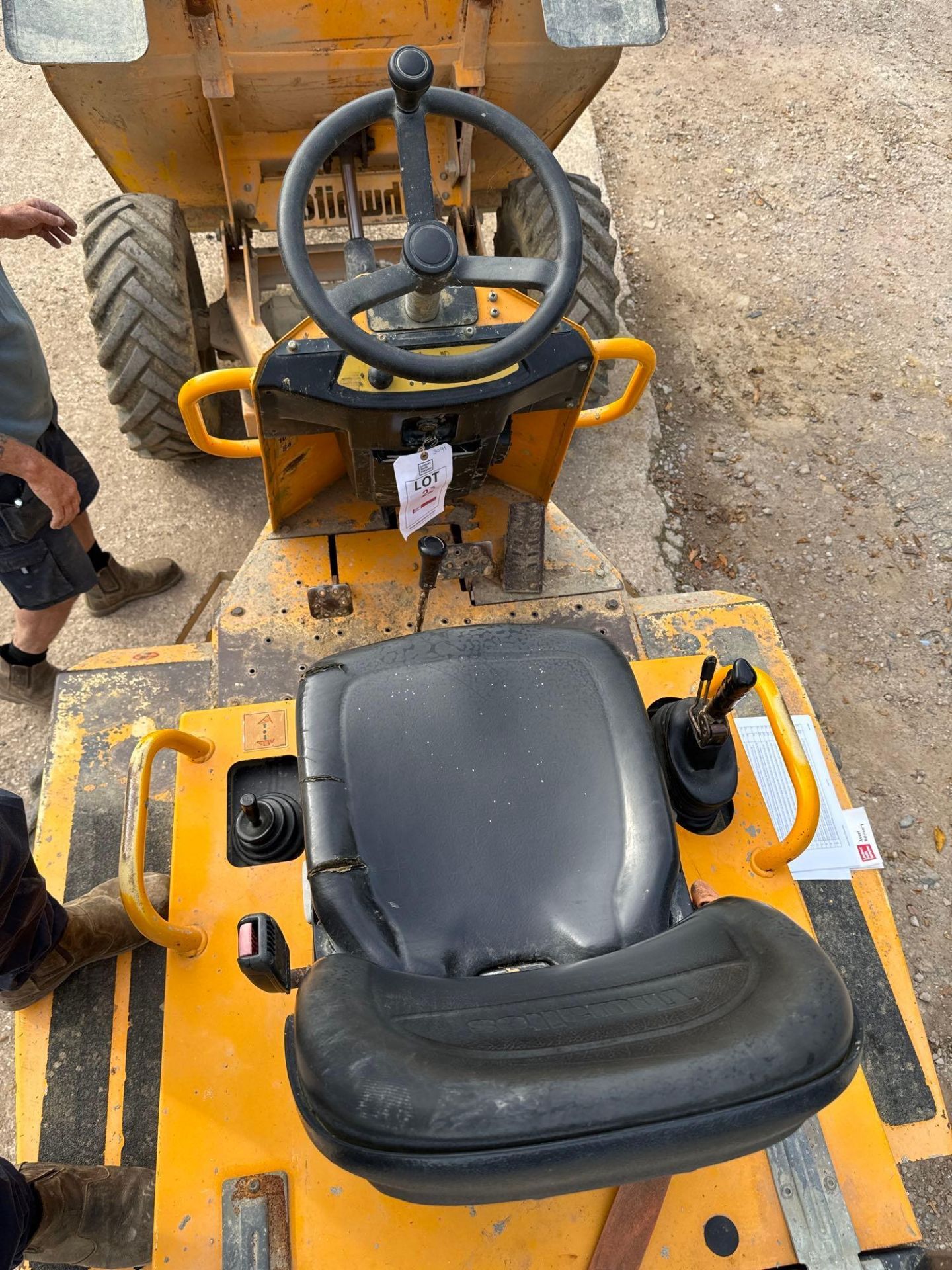 Thwaites 3 tonne Front Tip dumper type TH3TFTM, payload 3000Kg, serial number 08D3360 - Image 4 of 7