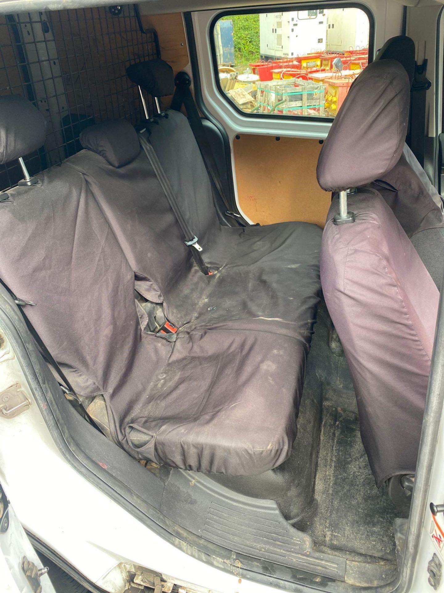 Ford Transit Connect 220 SWB L1 1.5 TDCi diesel 75PS limited crew cab, 5 seater panal van, Euro 6 X, - Image 7 of 11