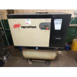 Ingersoll Rand receiver mounted packaged air compressor Serial no. 2150933 (2005)