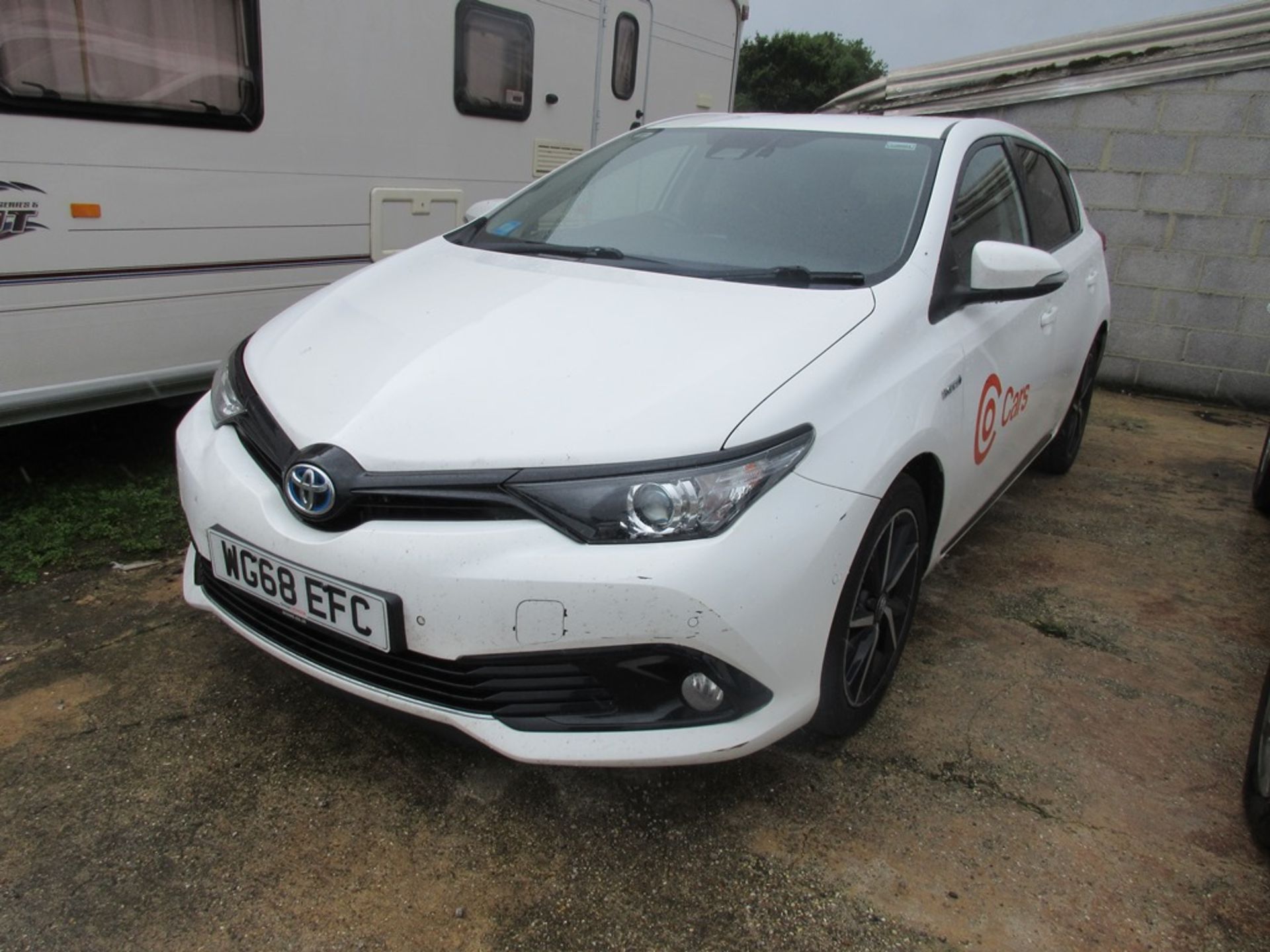 Toyota Auris Design Hybrid Hev Vvt-I Cvt, 98bhp Registration: WG68 EFC Recorded mileage: 81,077 MOT: - Image 2 of 18