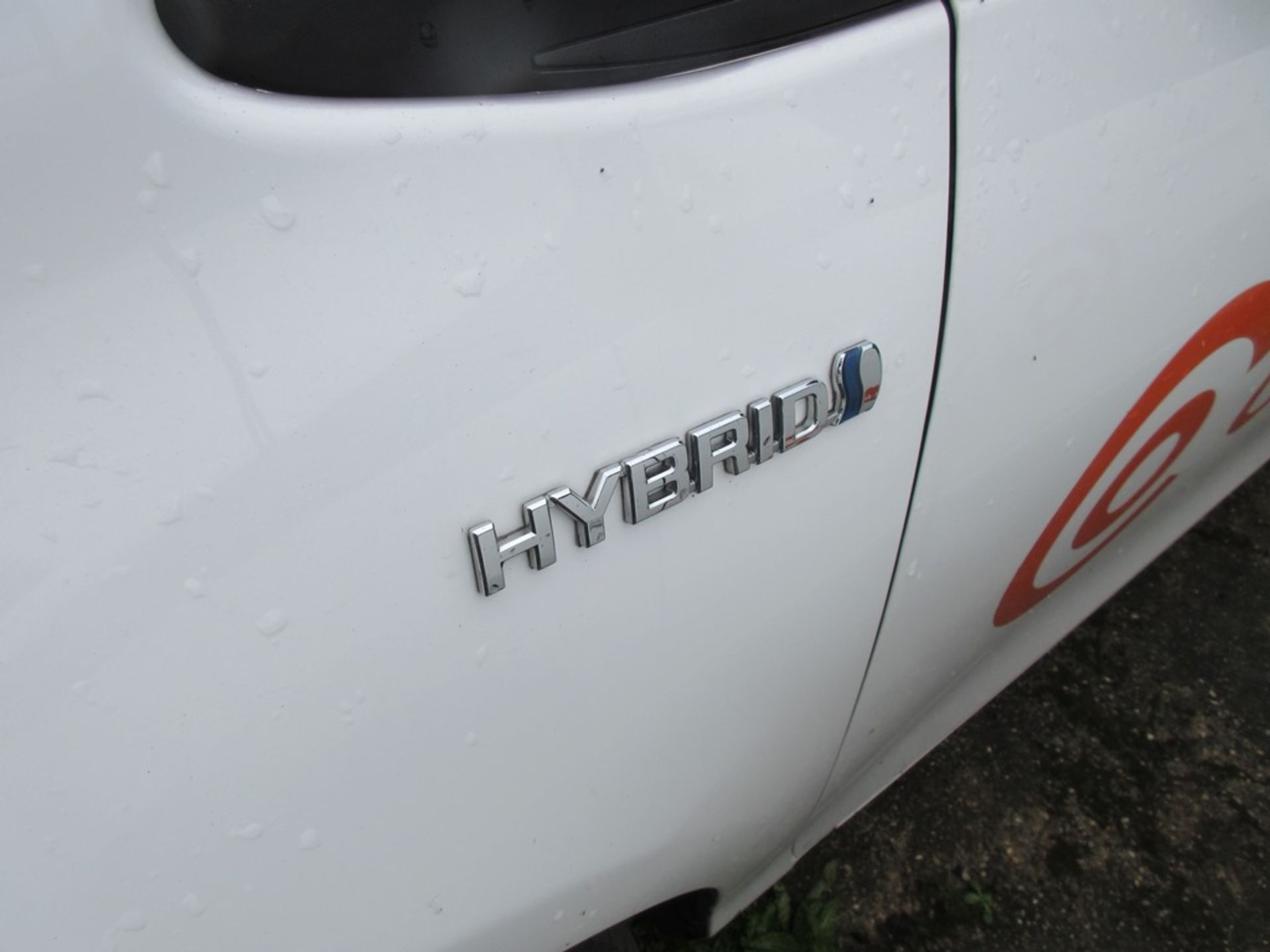 Toyota Yaris Icon Hybrid Vvt-I Cvt hatchback, 76bhp Registration: WD65 VPV Recorded mileage: 68, - Image 14 of 15