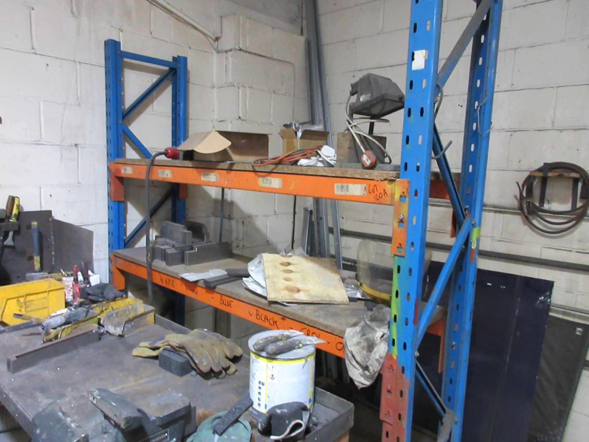 Steel framed workbench and 6" vice, single bay orange & blue adjustable storage rack - Image 3 of 4