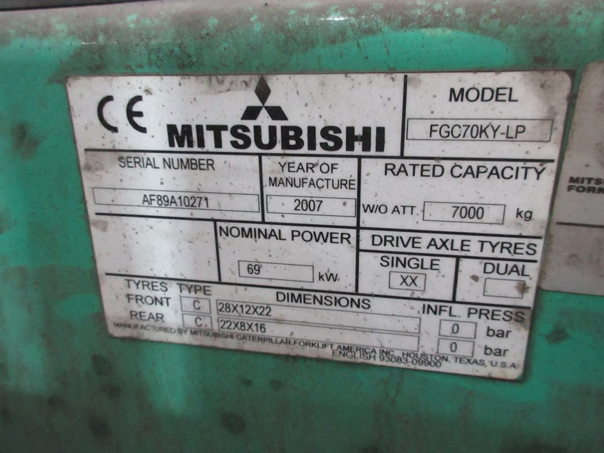 Mitsubishi FGC70KY-LP gas operated dual mast forklift truck serial no. AF89A1271 (2007) rated - Image 9 of 10